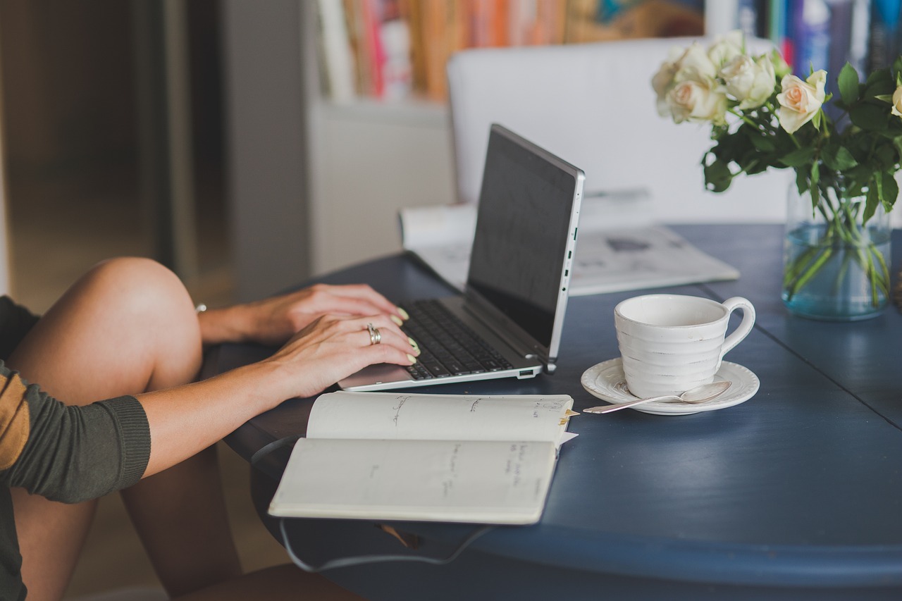 Laptop, workstaion, office — Innovative Toilet Seat Designs: Enhancing Hygiene and Comfort in Modern Homes